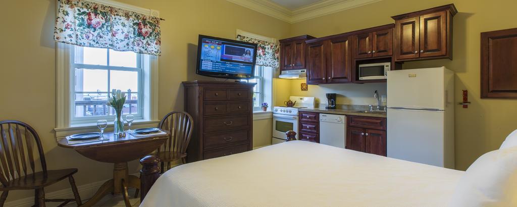 Chipman Hill Suites - Union Street Сейнт Джон Екстериор снимка