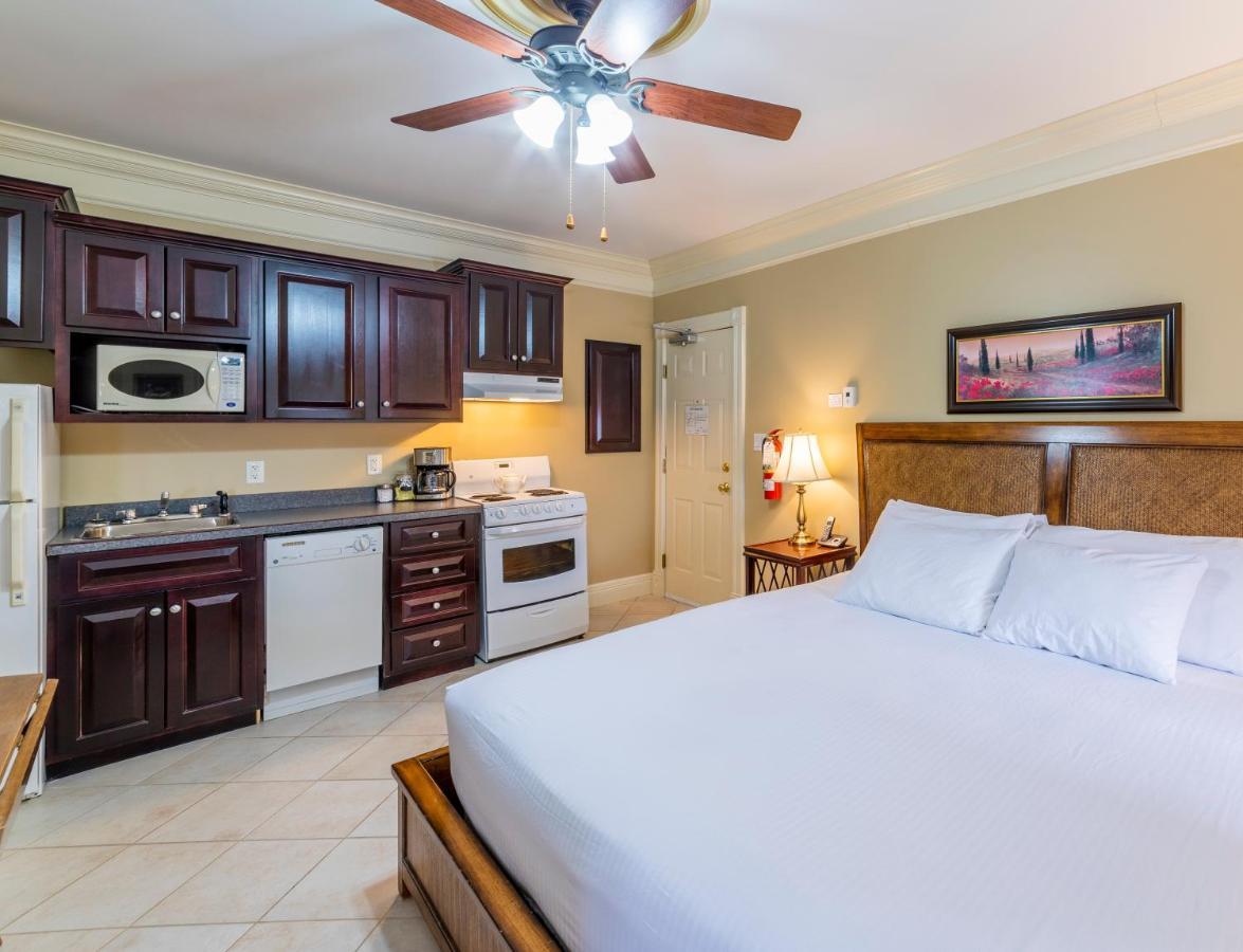 Chipman Hill Suites - Union Street Сейнт Джон Екстериор снимка